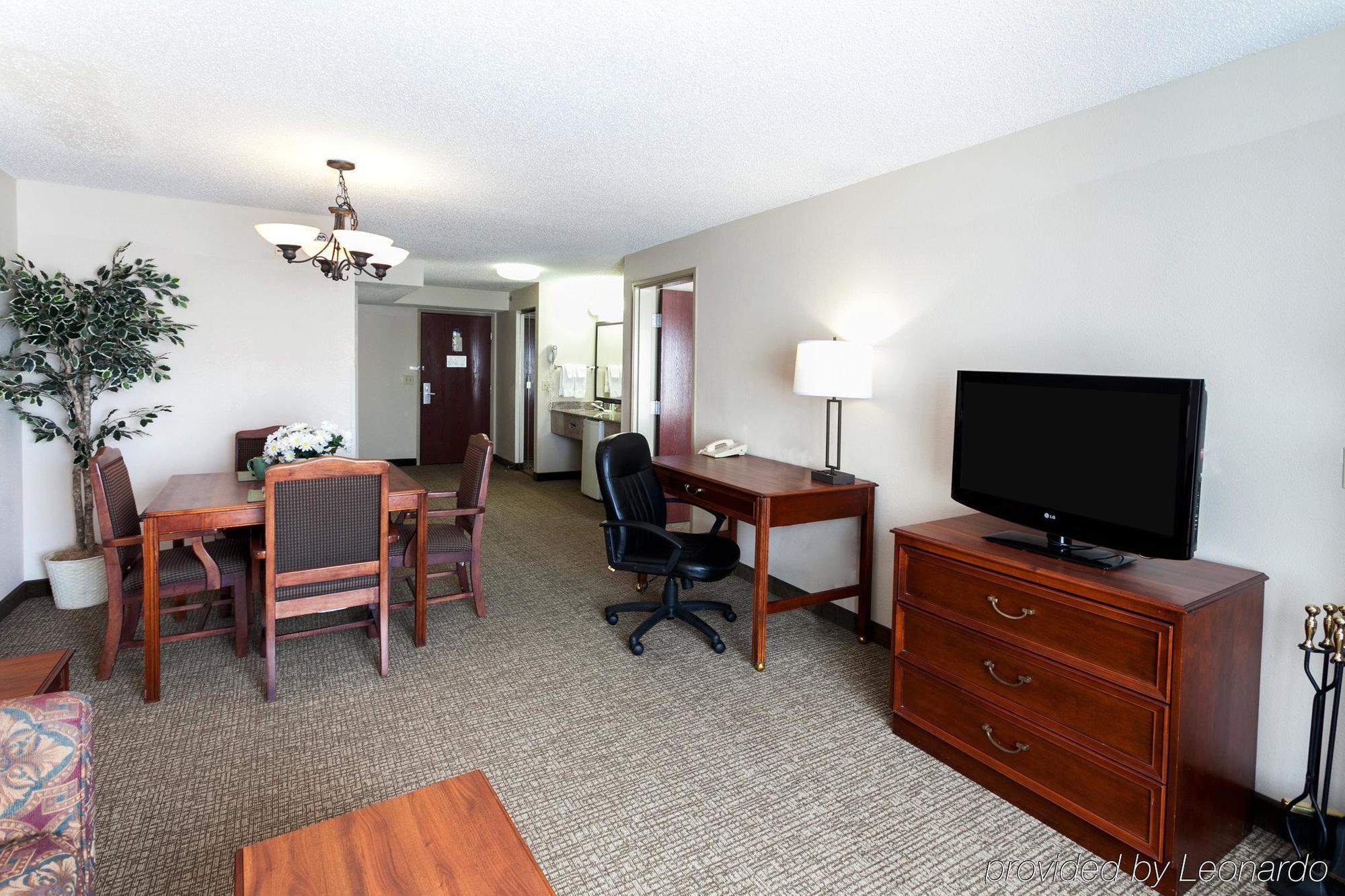 Comfort Suites Grandville - Grand Rapids Sw Exterior photo